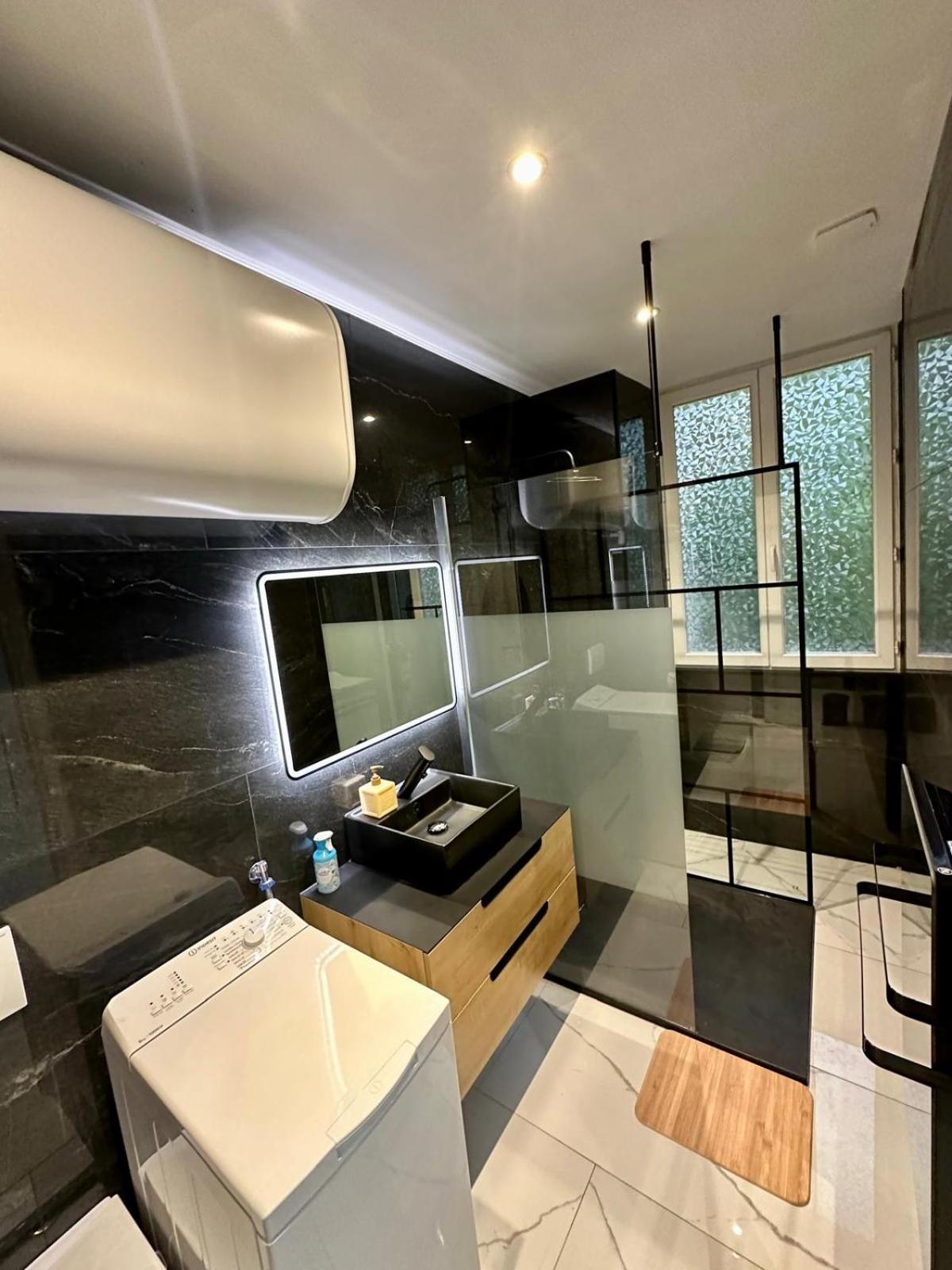 Suite Cosy Chic Saint-Claude Esterno foto