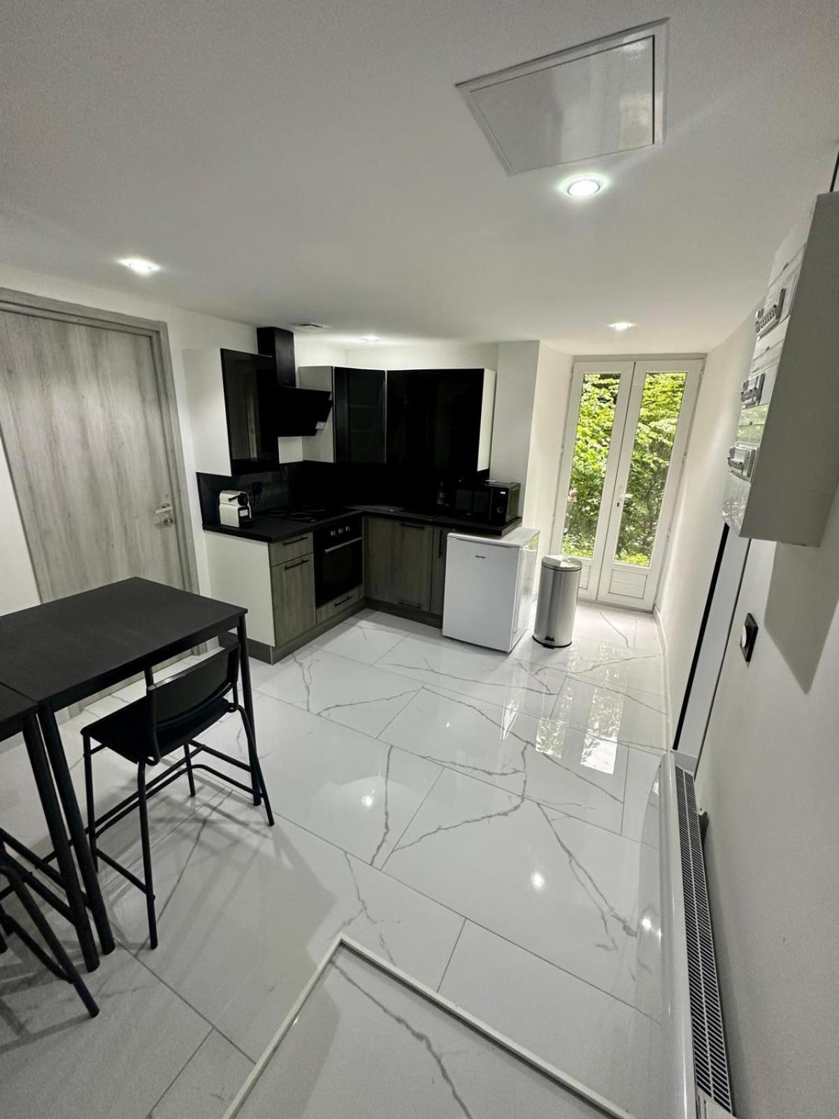 Suite Cosy Chic Saint-Claude Esterno foto